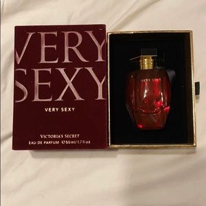 Very Sexy By Victoria Secret